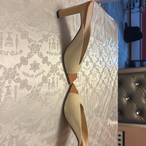 Sandal lamb skin Leather - Picture 4 of 6